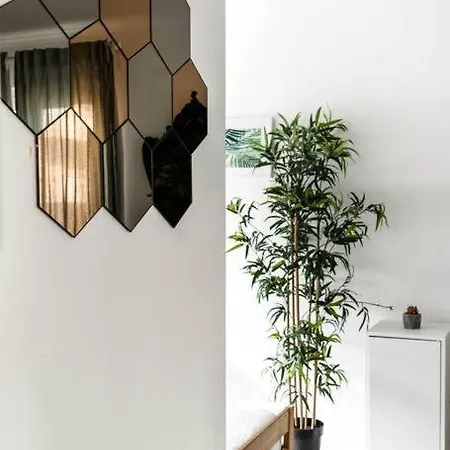 Semesterbostad White And Light House *