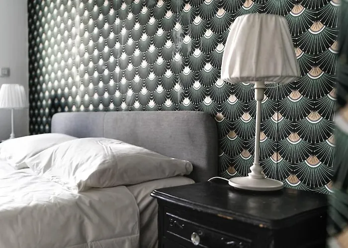 White And Light House Costa da Caparica